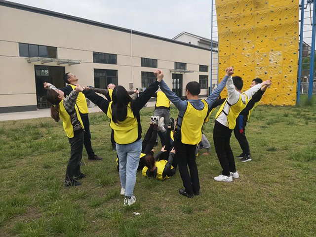 333体育集团户外拓展训练实录