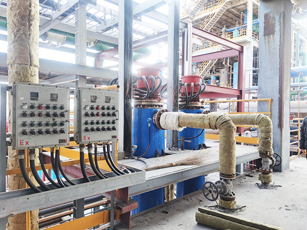 三岳化工-合成烷基萘-加热